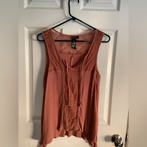 Womans pink-ish top SZ L